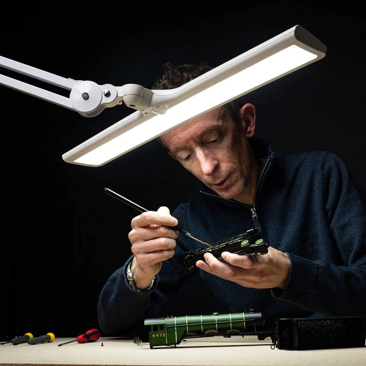 Daylight Lumi Task Lamp - Image 4