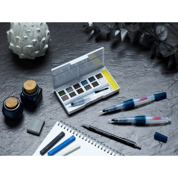 Derwent Tinted Charcoal Paint Pan Set - Image 4